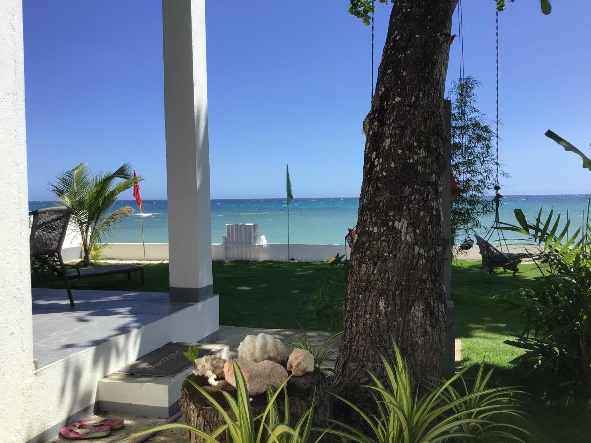 Bamboobeachvilla1 Ac New Oceanfront Pool Sunsetview Garden Kitchen Satellite Starlink Wi-Fi Dimiao المظهر الخارجي الصورة