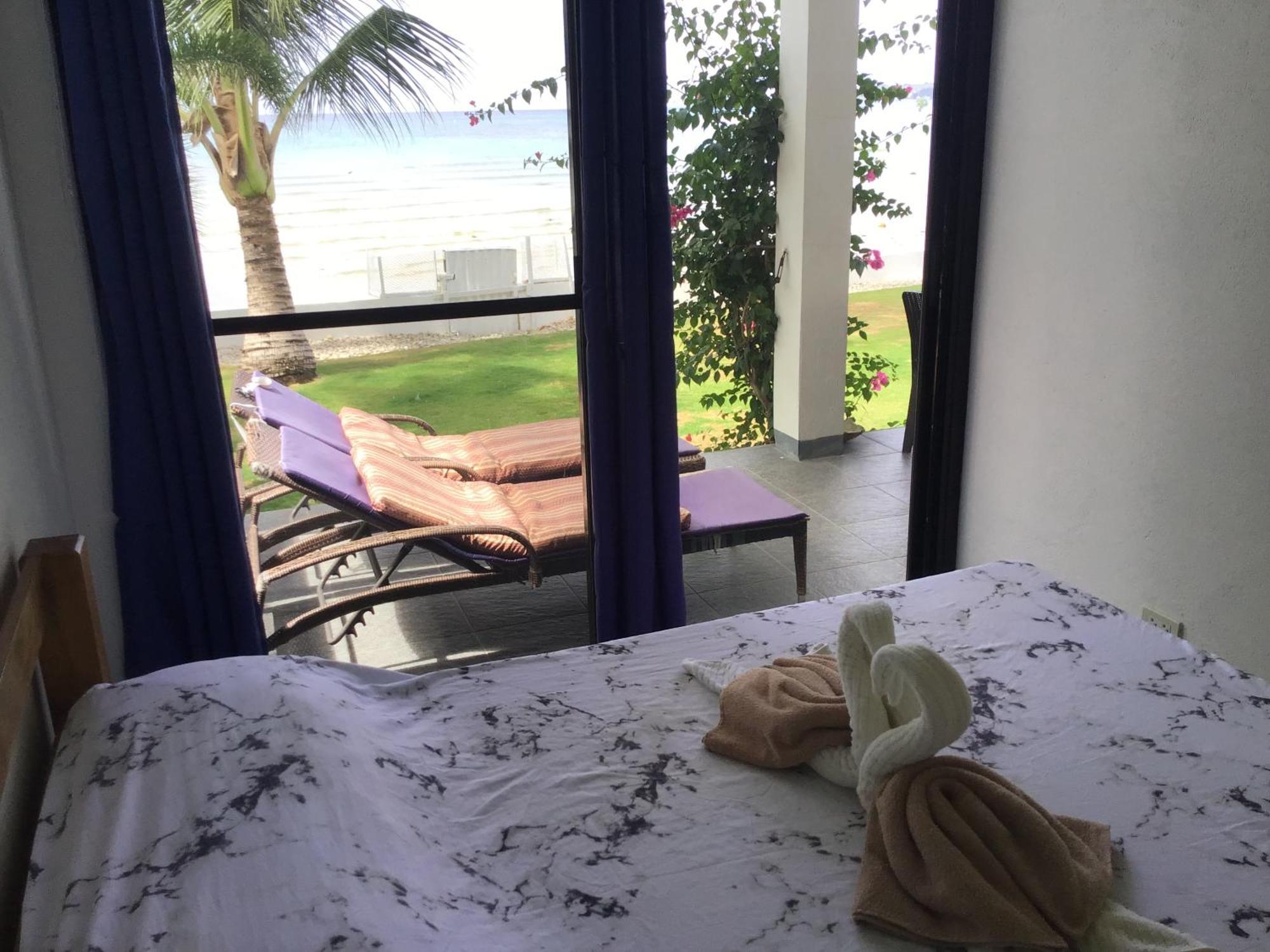 Bamboobeachvilla1 Ac New Oceanfront Pool Sunsetview Garden Kitchen Satellite Starlink Wi-Fi Dimiao المظهر الخارجي الصورة